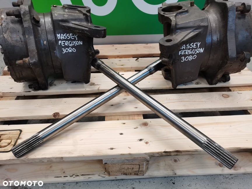Massey Ferguson 3090 {Zwrotnica prawa} - 7