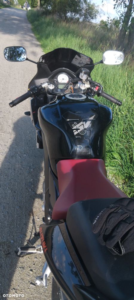 Suzuki SV - 7