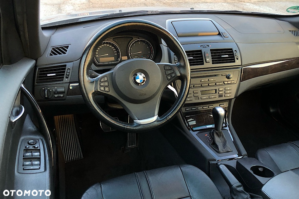 BMW X3 - 32