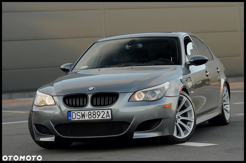 BMW M5 Standard - 16