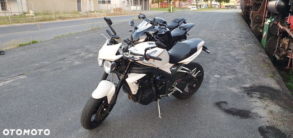 Triumph Speed Triple - 9