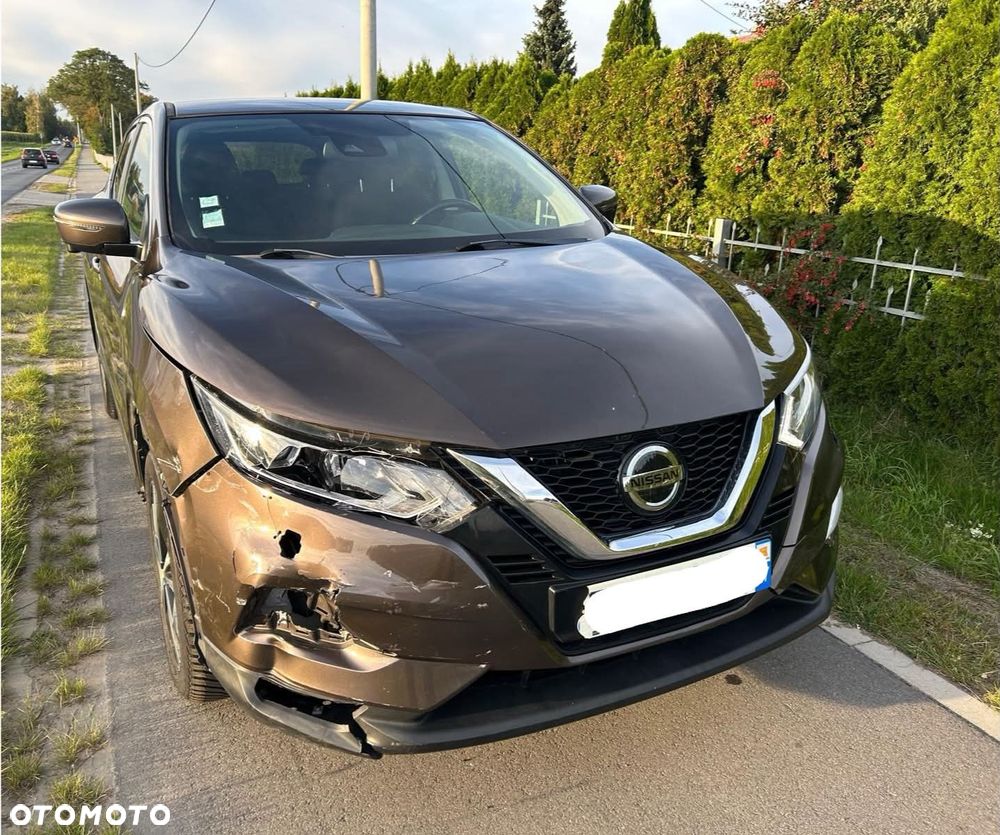 Nissan Qashqai - 1