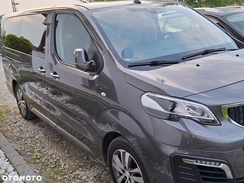 Peugeot Traveller - 3
