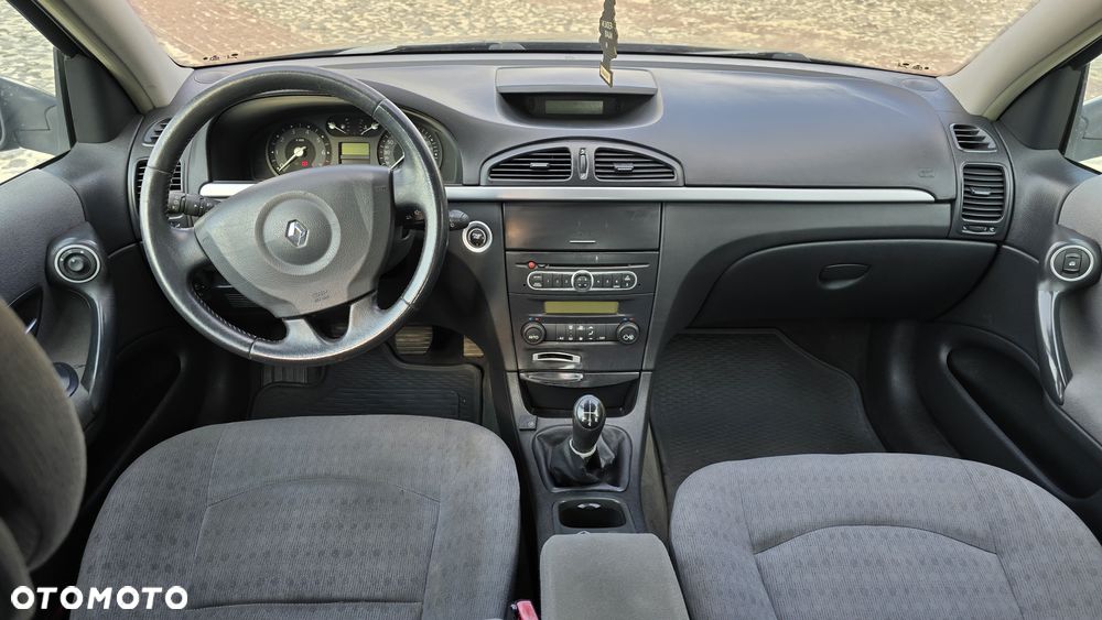 Renault Laguna 2.0 16V Expression - 5