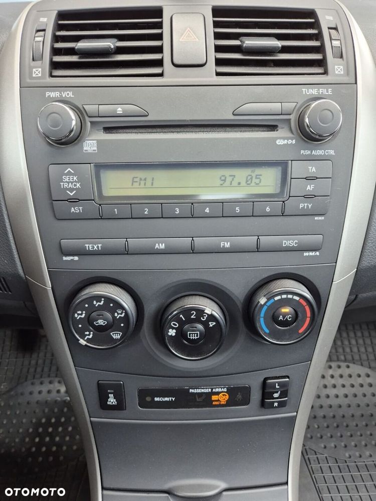 Toyota Corolla 1.4 D-4D Terra - 17
