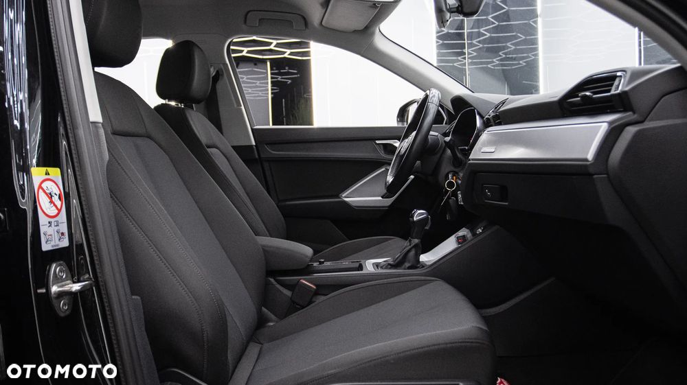 Audi Q3 35 TFSI mHEV S tronic - 17