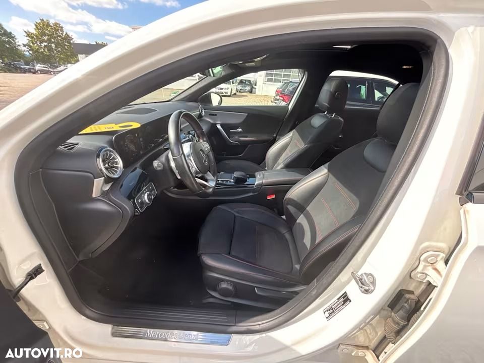 Mercedes-Benz A 200 Sedan 7G-DCT Lim. AMG Line Advanced Plus - 15
