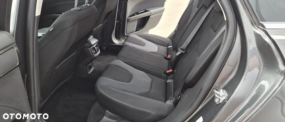 Ford Mondeo 2.0 Hybrid Titanium - 30