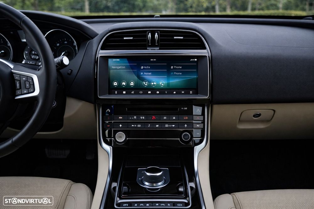 Jaguar XE 20d Aut. Prestige - 13