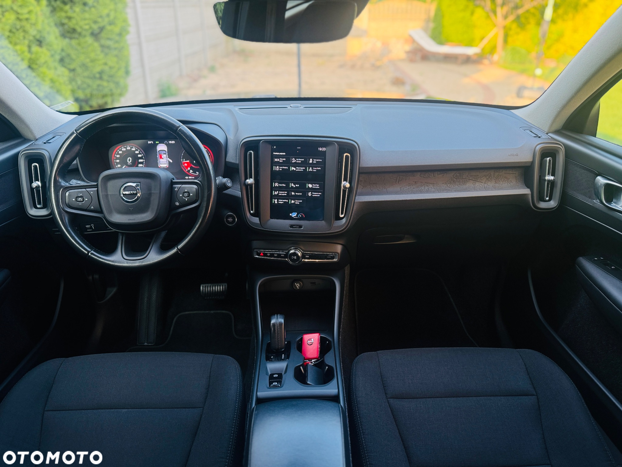 Volvo XC 40 D3 Momentum Pro - 6