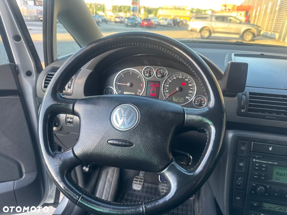 Volkswagen Sharan 2.0 TDI Comfortline - 16