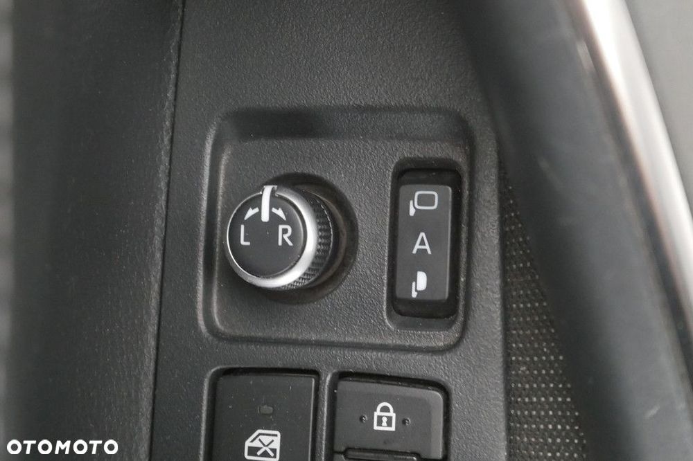 Toyota Corolla 1.8 Hybrid Comfort - 30