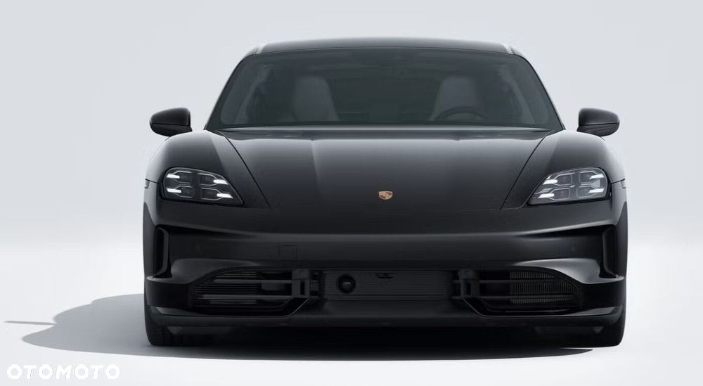 Porsche Taycan - 7