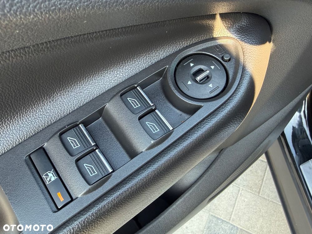 Ford Kuga 2.0 TDCi 4x4 Trend - 27