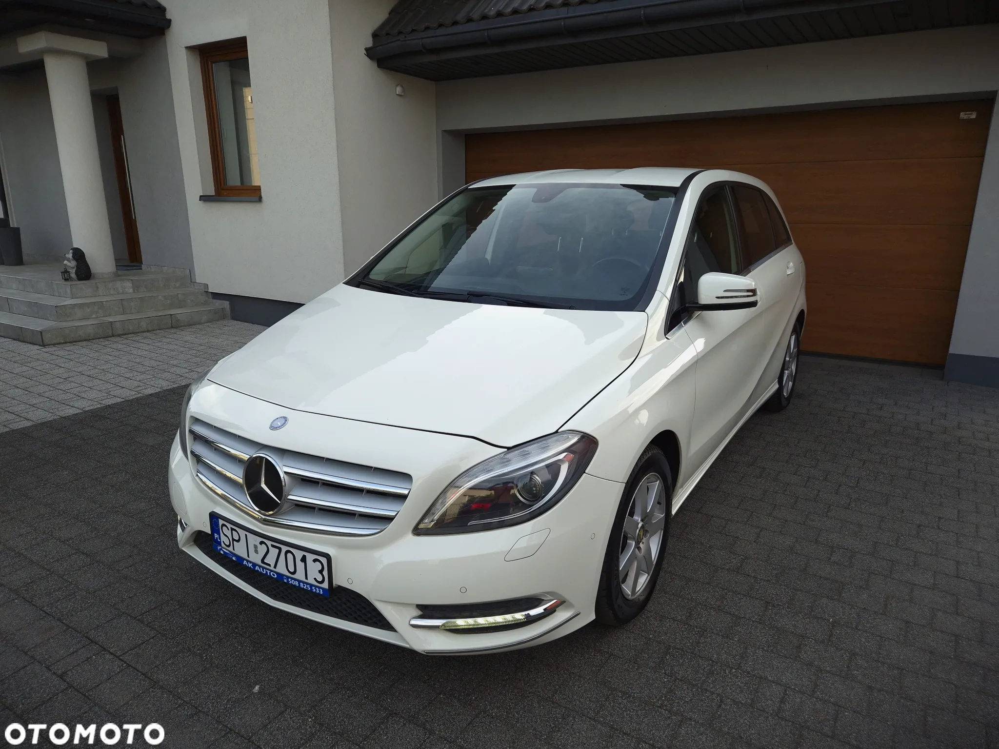 Mercedes-Benz Klasa B 200 BlueEFFICIENCY Edition 1 - 2