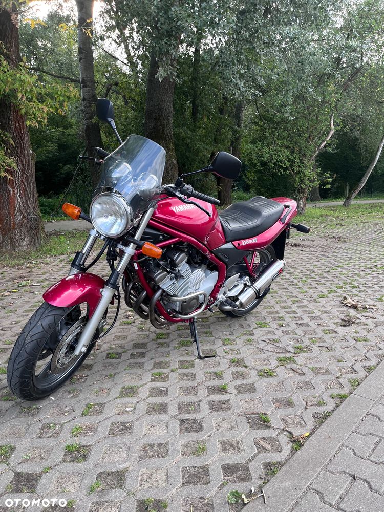 Yamaha XJ - 3