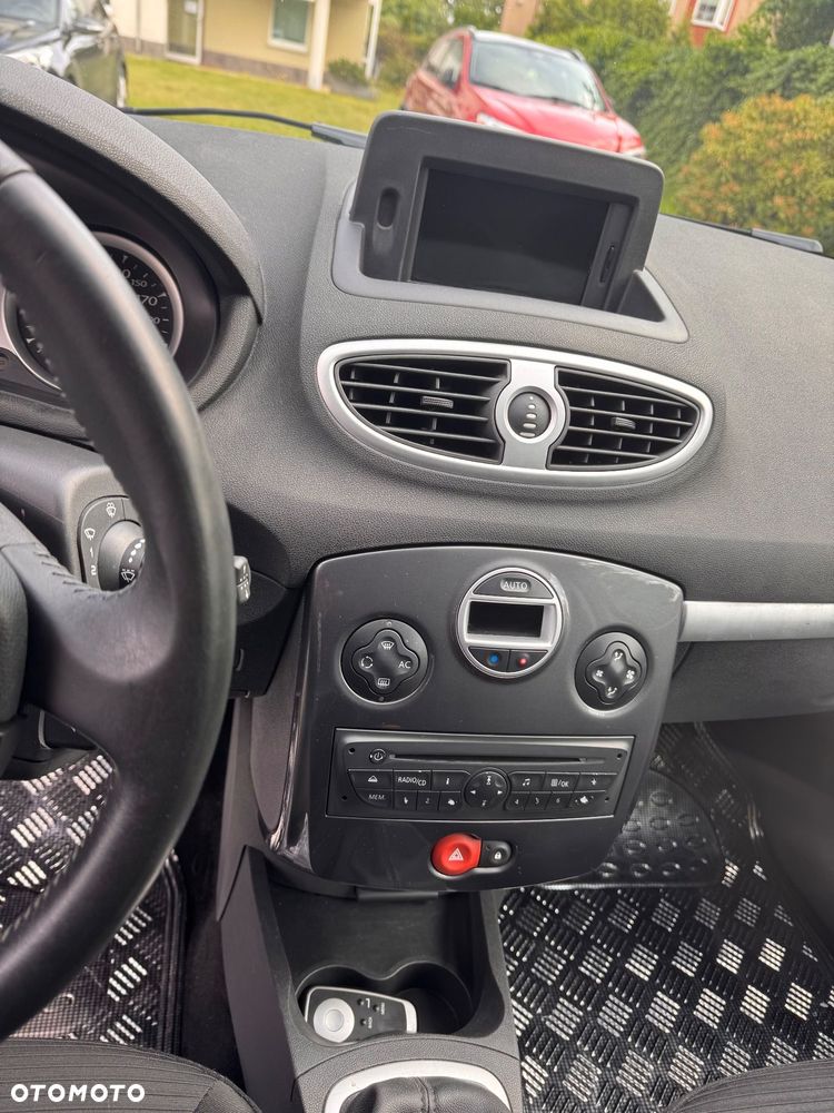 Renault Clio 1.5 dCi Night&Day - 10