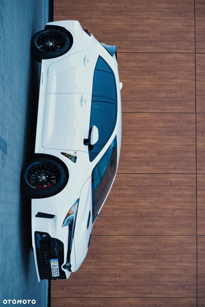 Toyota Corolla - 7