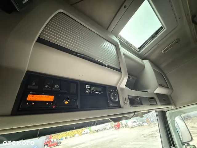 Volvo FH 540 8x2 + przyczepa LAG - zestaw do kontenerów - 12