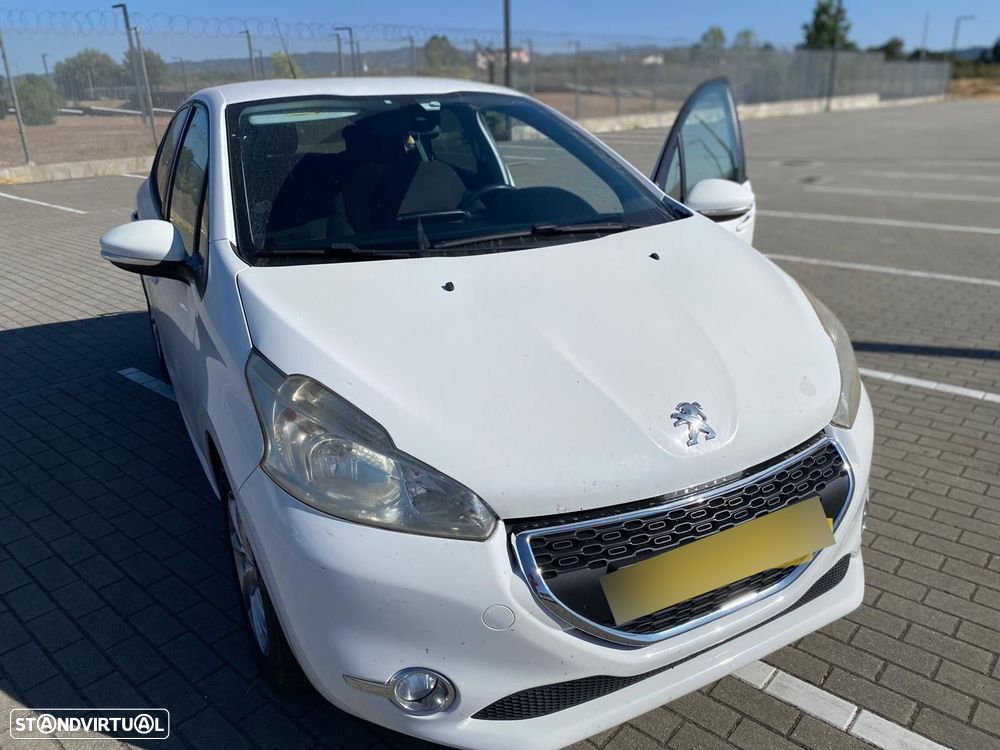 Peugeot 208 1.4 HDi - 1