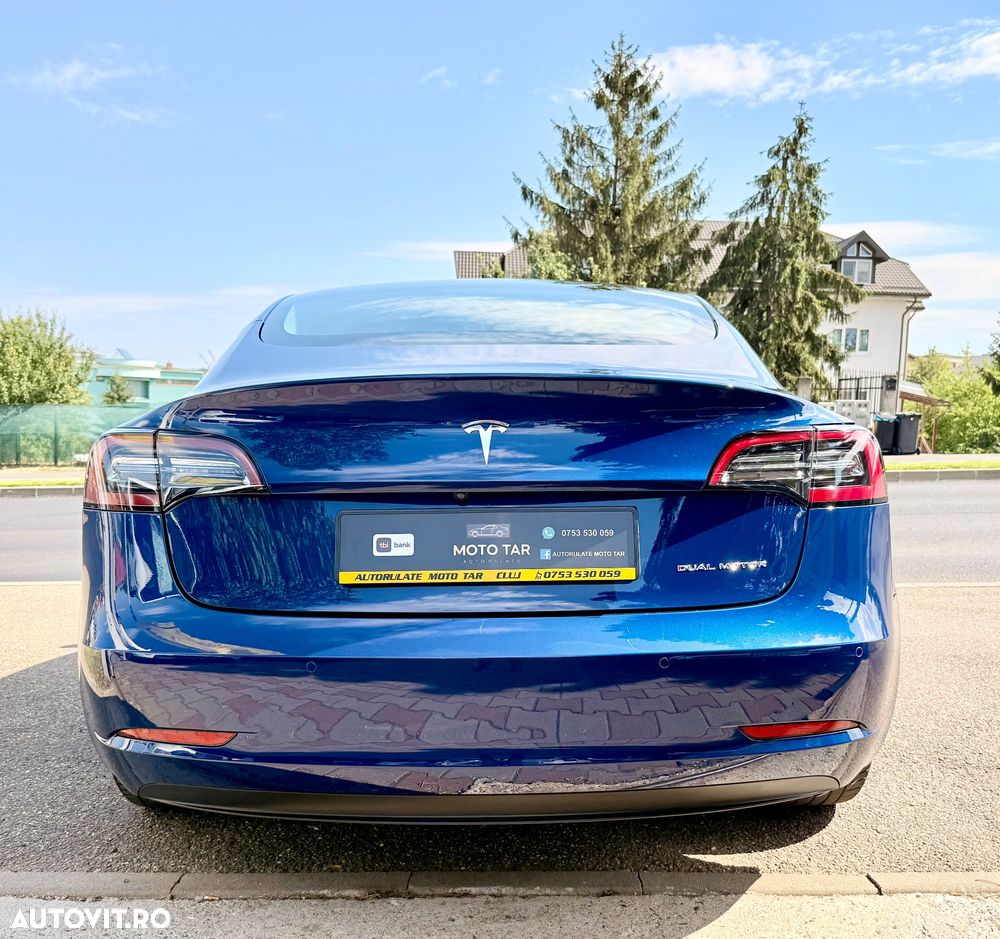 Tesla Model 3 - 28