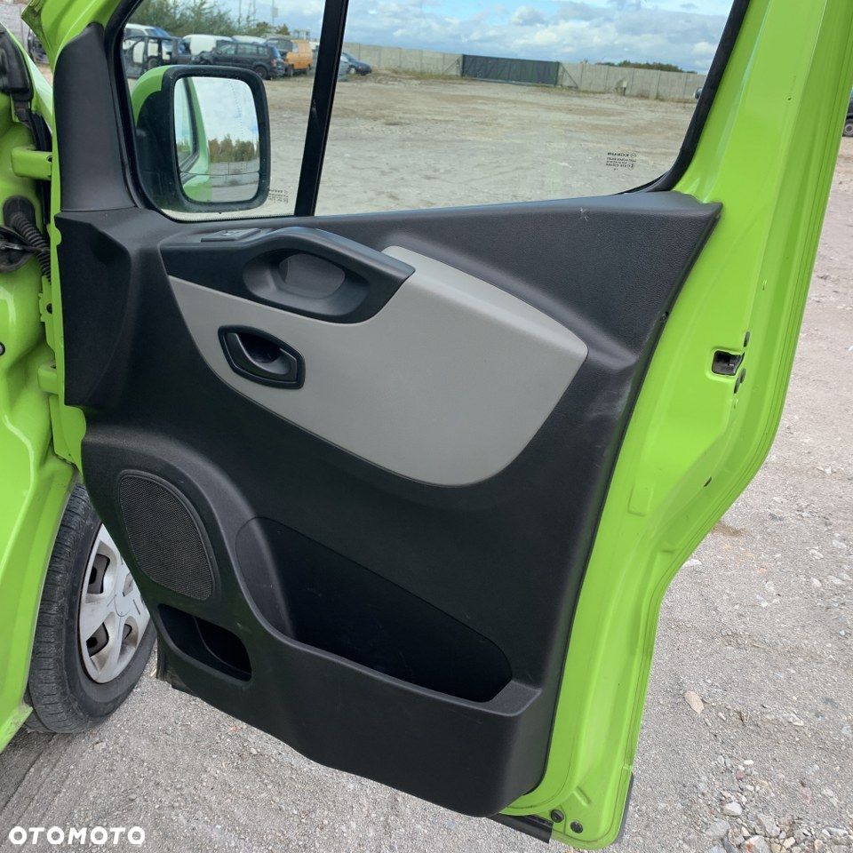 Renault Trafic - 16