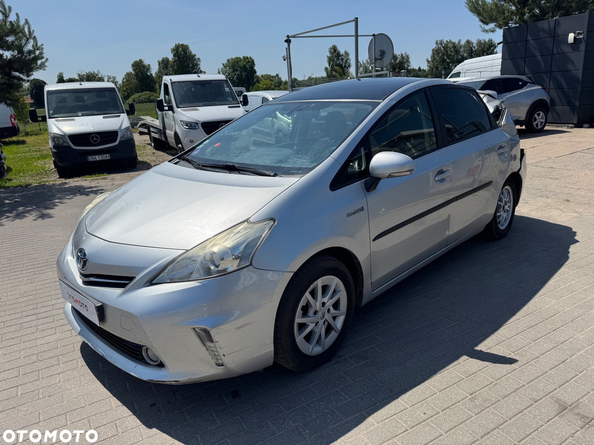 Toyota Prius+ (Hybrid) Comfort - 3