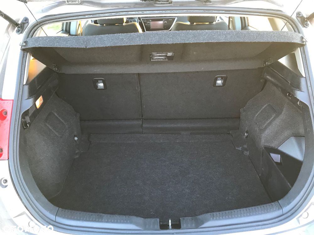 Toyota Auris - 18