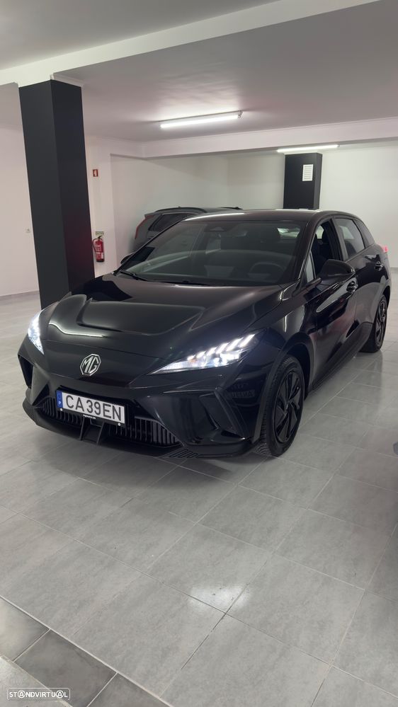 MG MG4 4 Standard - 3