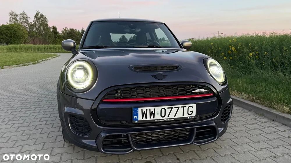 MINI John Cooper Works - 17