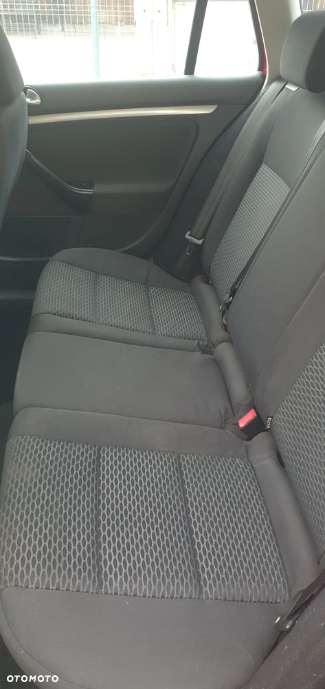 Volkswagen Golf 1.6 TDI DPF Trendline - 5