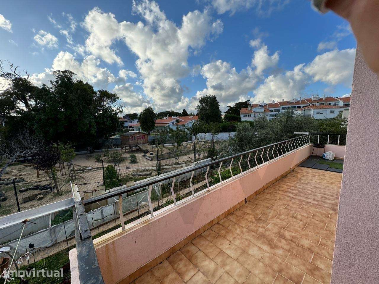Apartamento T3 na rua Bento Carqueja em São Pedro - Grande imagem: 2/9