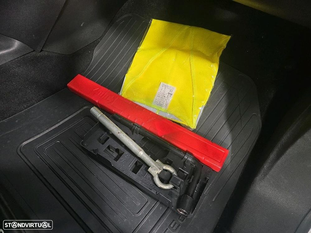 Toyota PROACE CITY LONGA 3 LUGARES - 14