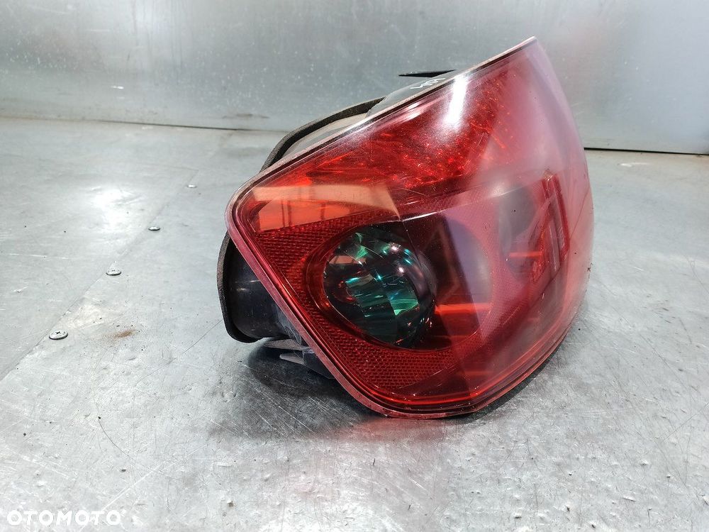 LAMPA TYLNA LEWA PEUGEOT 407 9656606380 SEDAN - 6