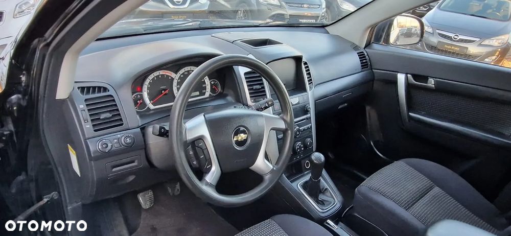 Chevrolet Captiva 2.4 2WD 7 Sitzer LS Family Edition - 25