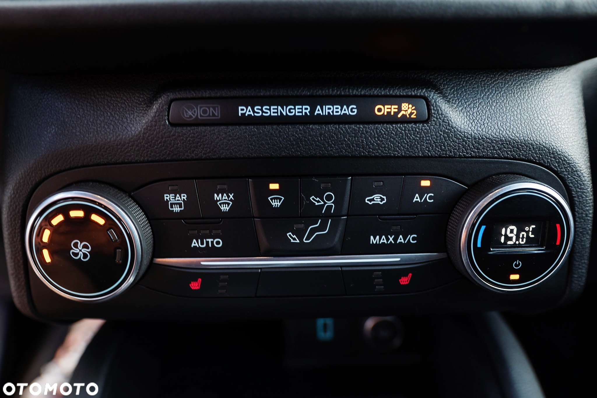 Ford Kuga 2.5 FHEV AWD ST-Line - 38