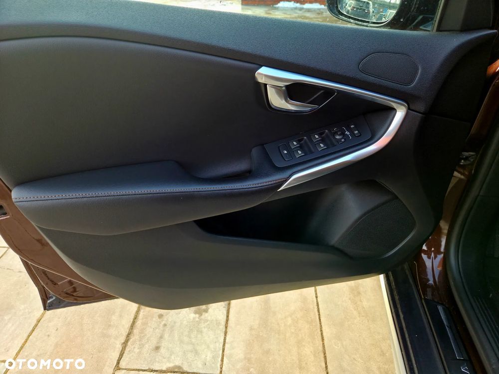 Volvo V40 Cross Country D4 Geartronic Summum - 12