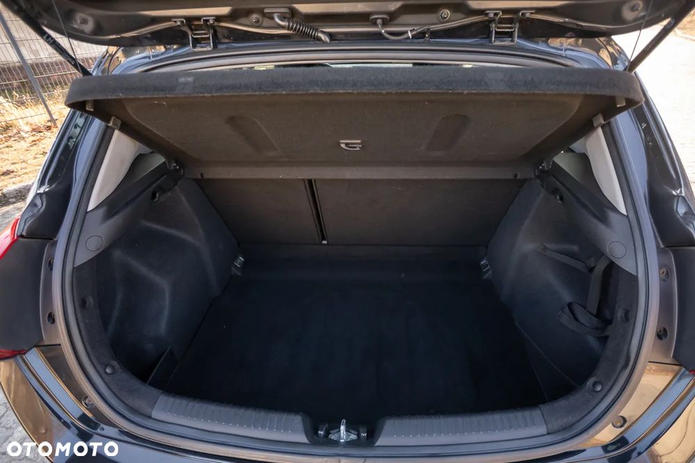 Kia Ceed 1.6 CRDi 128 97g Edition 7 - 18