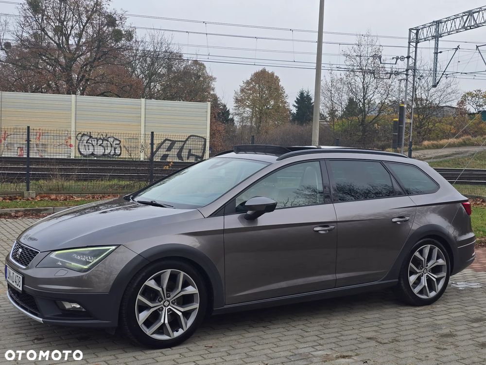 Seat Leon 2.0 TDI Start&Stop 4Drive DSG X-Perience - 29