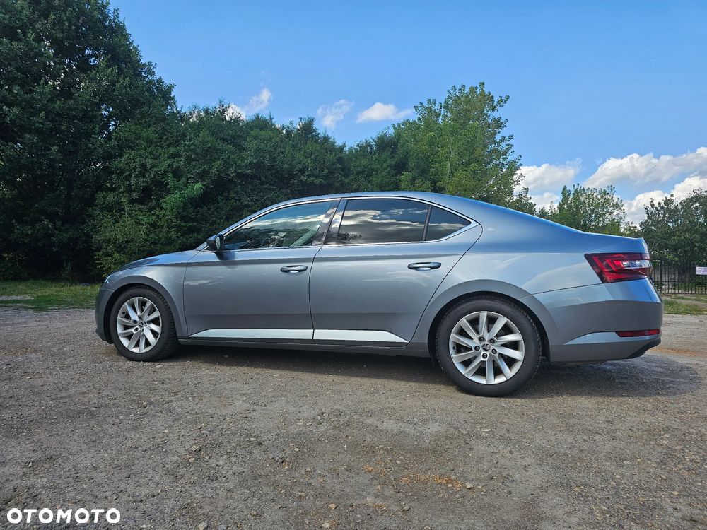 Skoda Superb 2.0 TSI DSG Ambition - 12