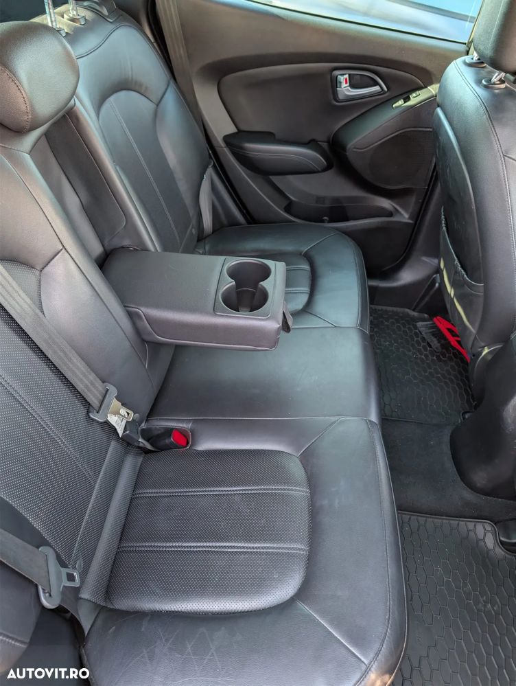 Hyundai ix35 2.0 CRDI 4WD Automatik Style - 10