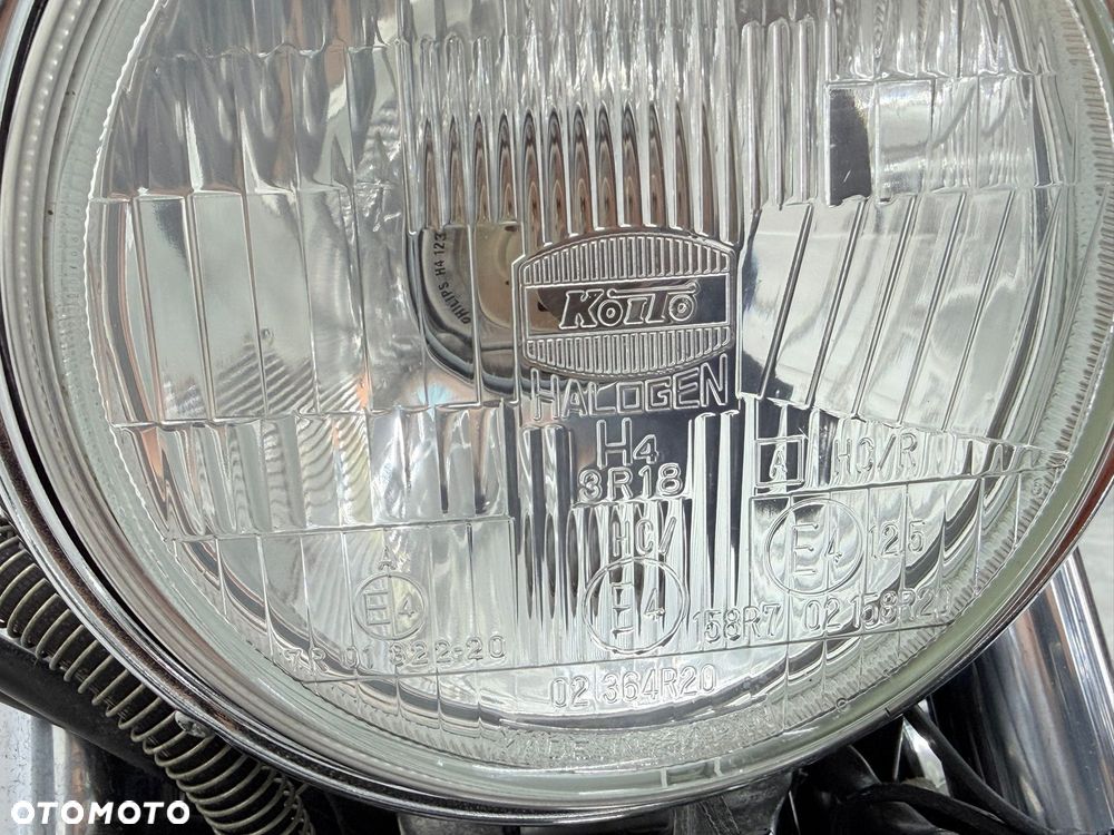 Yamaha XV - 17