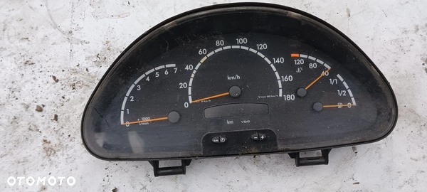 Licznik Mercedes Sprinter 2,2CDI A0014460721 (00-06)