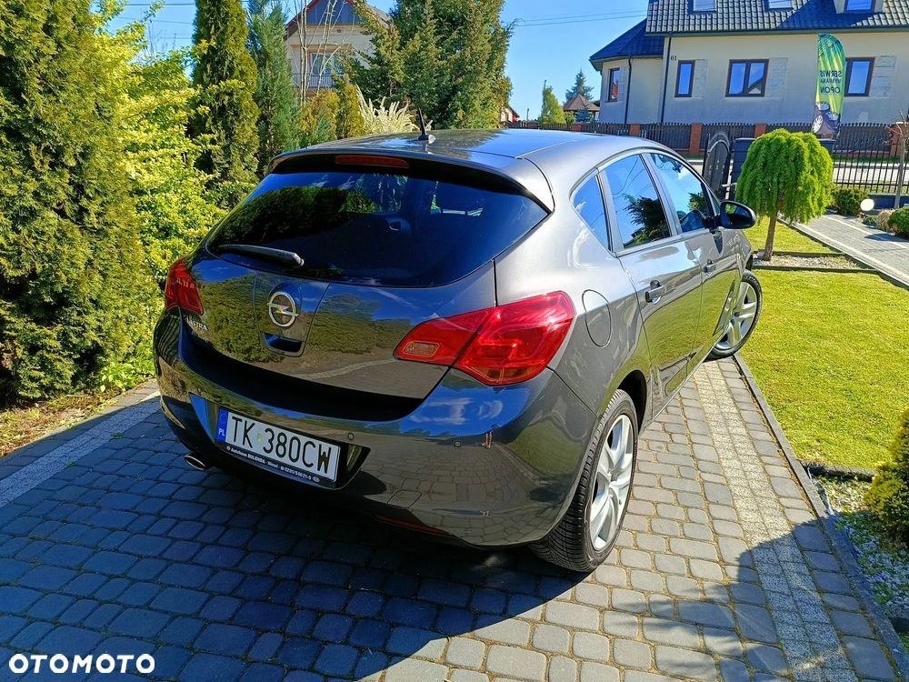 Opel Astra 1.4 T Cosmo - 16