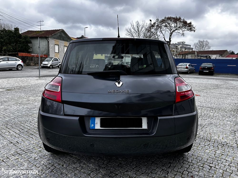 Renault Mégane 1.5 dCi Privilege - 4