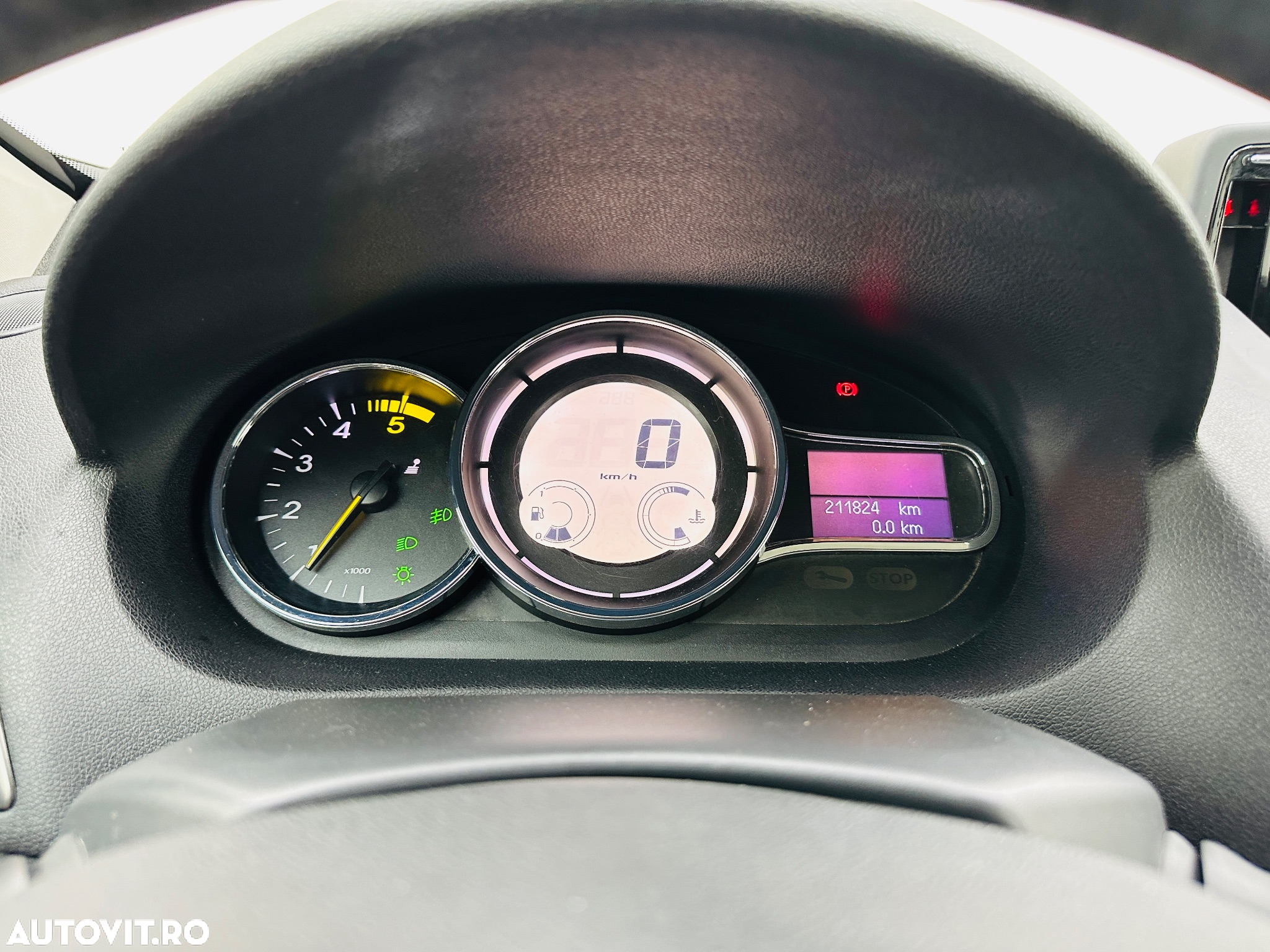 Renault Megane ENERGY dCi 90 EXPERIENCE - 29