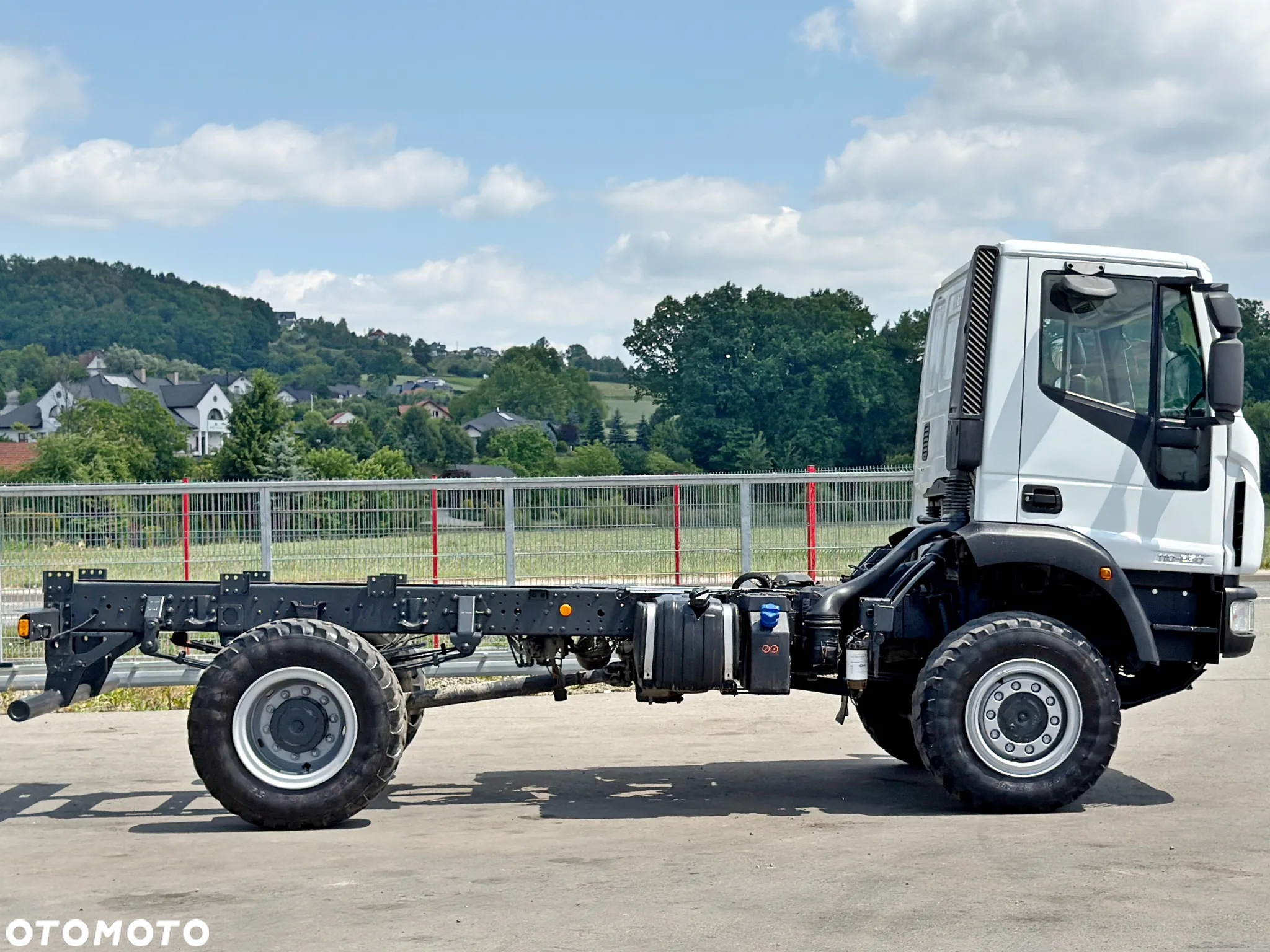 Iveco EUROCARGO 110 - 250* RAMA DO ZABUDOWY 4,60 m * STAN BDB / 4x4 - 4