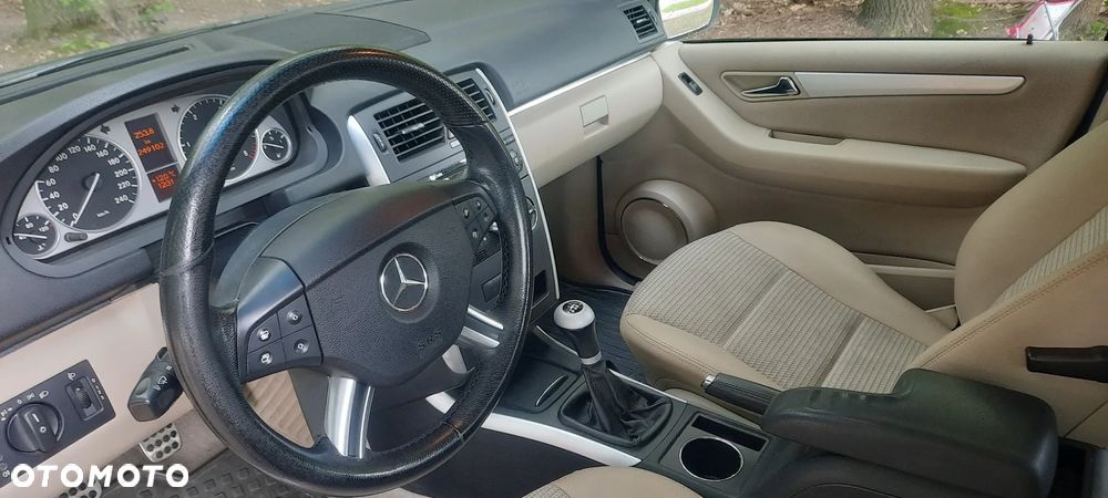 Mercedes-Benz Klasa B 180 CDI - 8