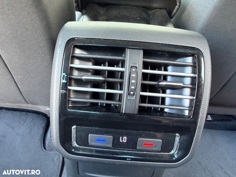 Volkswagen Passat - 15