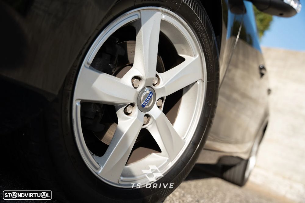 Volvo V40 1.6 D2 Momentum Eco - 18